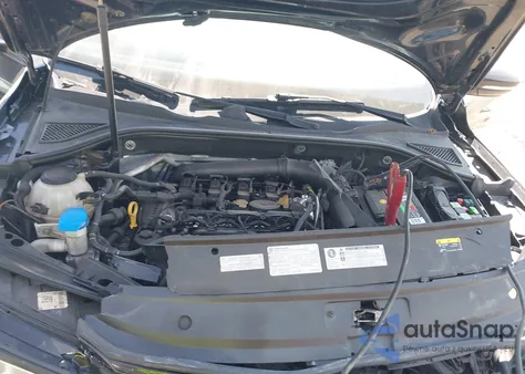 2018 Volkswagen Passat 2.0T R-Line/2.0T S z USA, uszkodzony, nr VIN 1VWAA7A3XJC027187